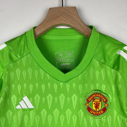 MANCHESTER UNITED PORTERO I 23/24 KIT PARA NIÑOS
