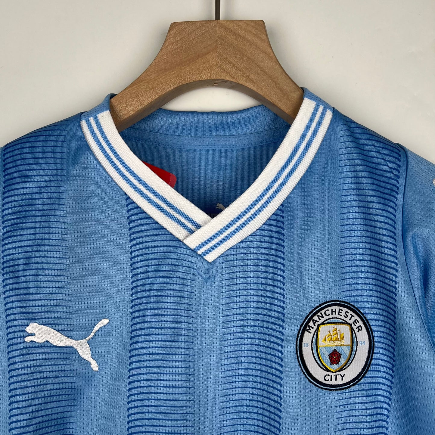 MANCHESTER CITY I 23/24 KIT PARA NIÑOS