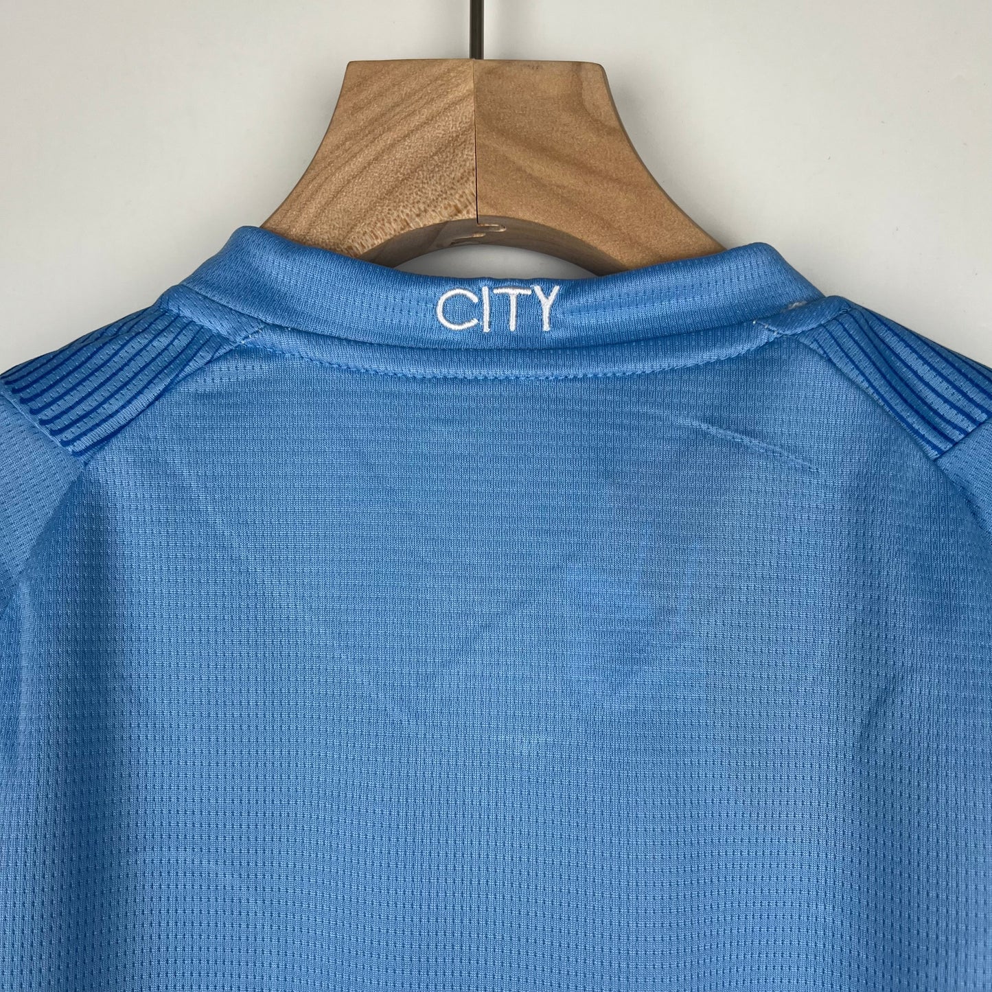 MANCHESTER CITY I 23/24 KIT PARA NIÑOS
