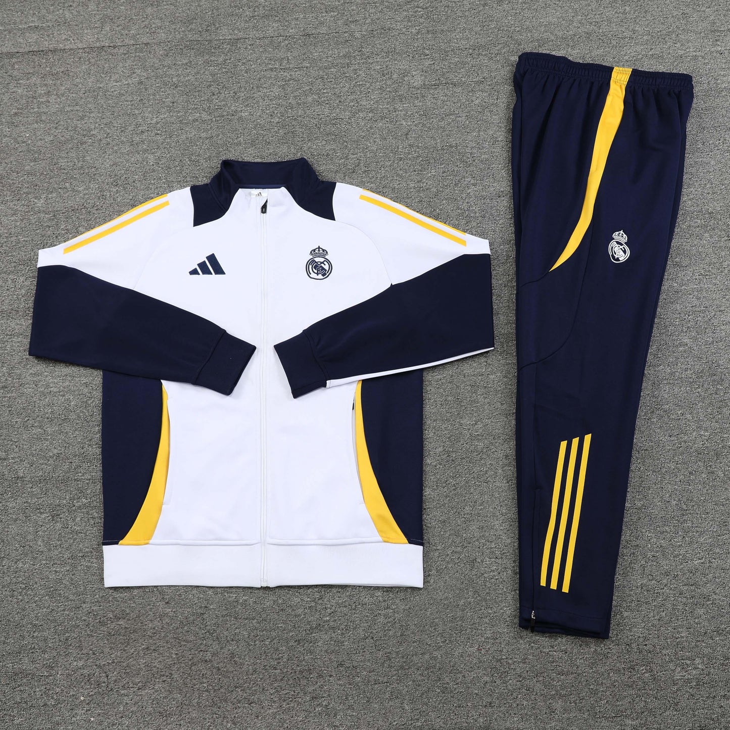 REAL MADRID CHANDAL 24/25 - UNISEX/UNISEX - BLANCO