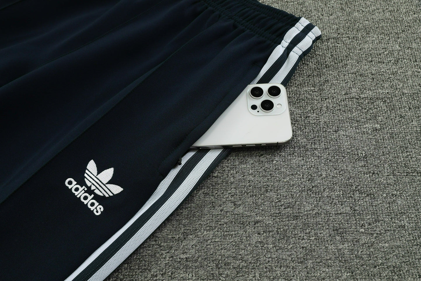 REAL MADRID CHANDAL 24/25 - UNISEX/UNISEX