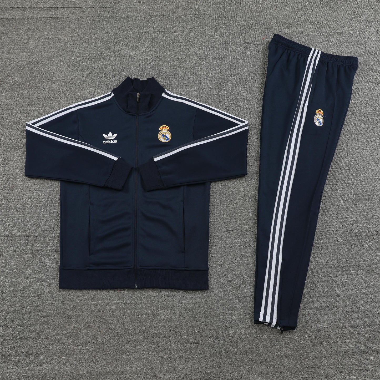 REAL MADRID CHANDAL 24/25 - UNISEX/UNISEX