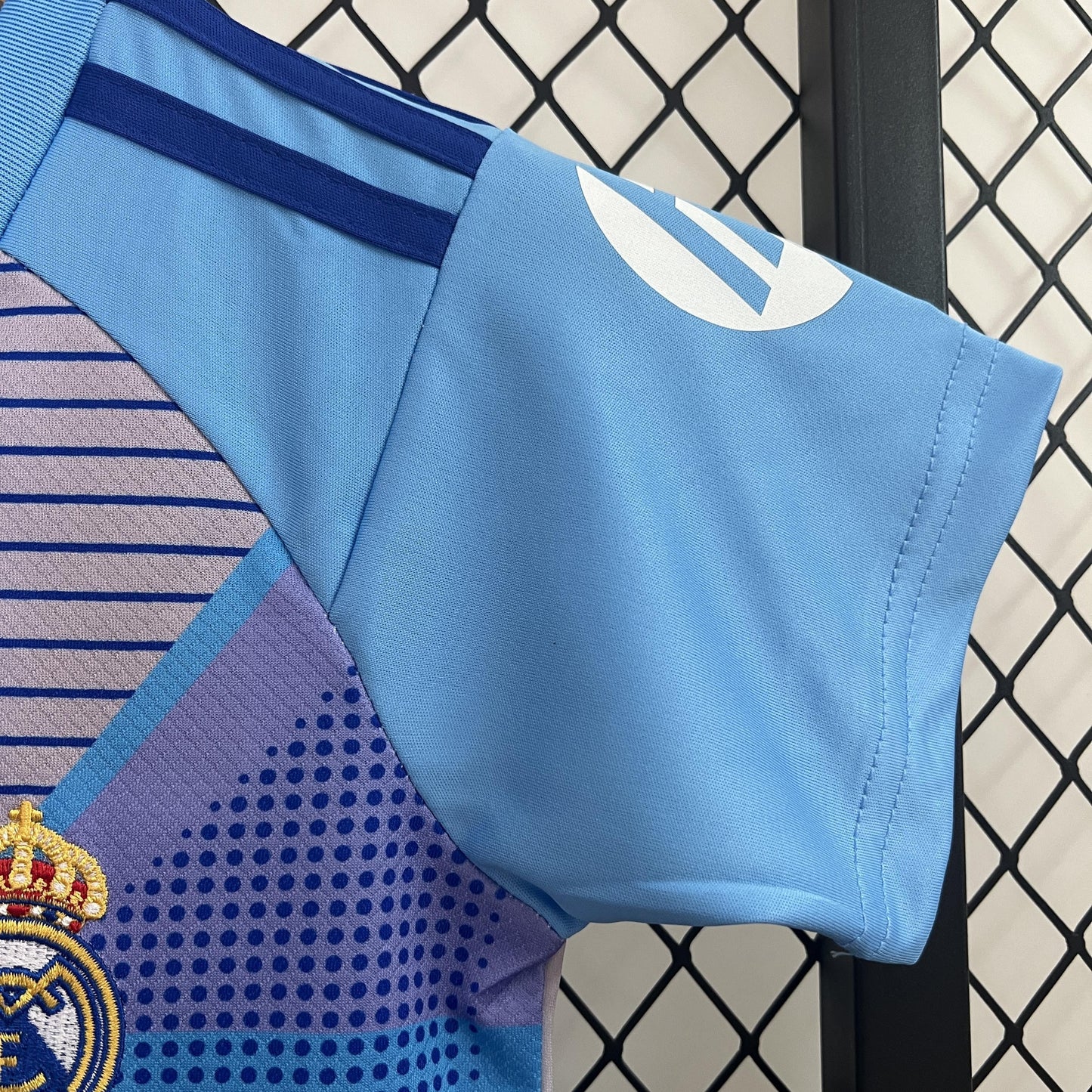 REAL MADRID PORTERO I 24/25 KIT PARA NIÑOS