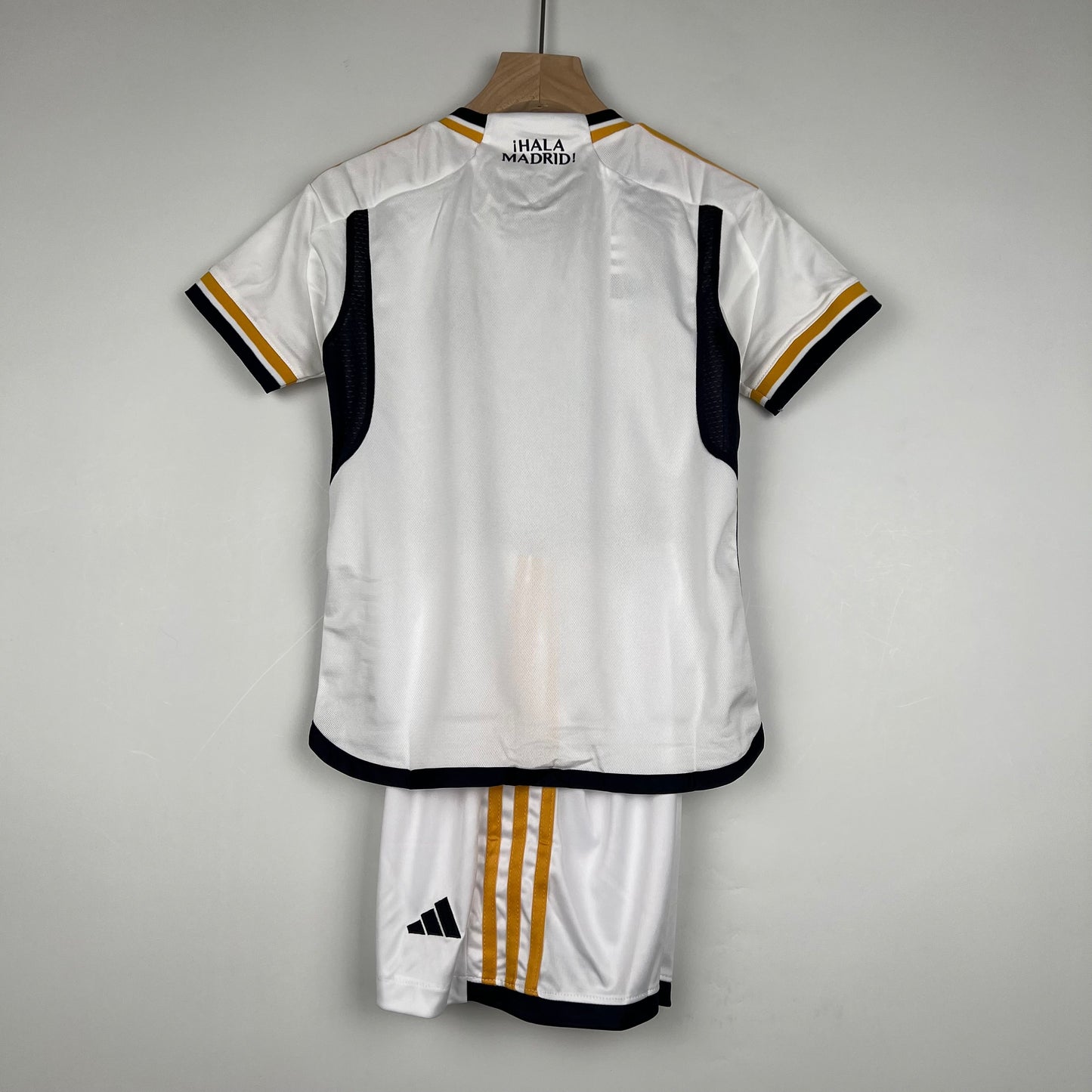 REAL MADRID I 23/24 KIT PARA NIÑOS