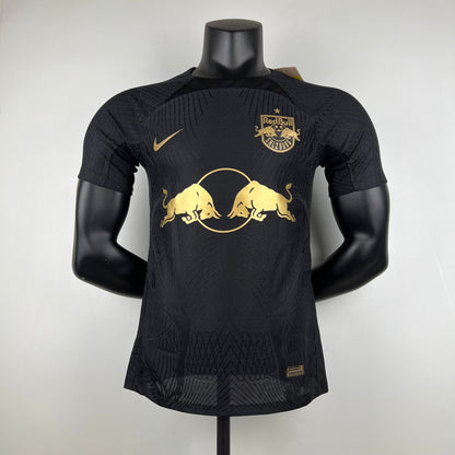 RB SALZBURG EDICIÓN ESPECIAL II 23/24 HOMBRES (VERSIÓN DEL JUGADOR)