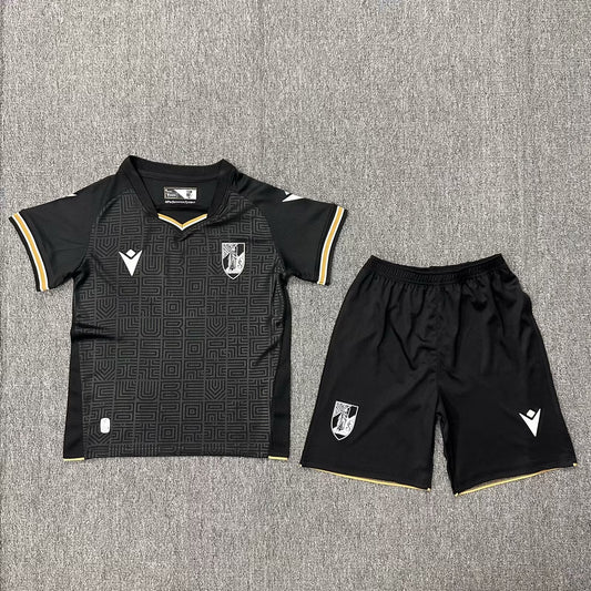 VITORIA GUIMARAES KIT PARA NIÑOS II 24/25