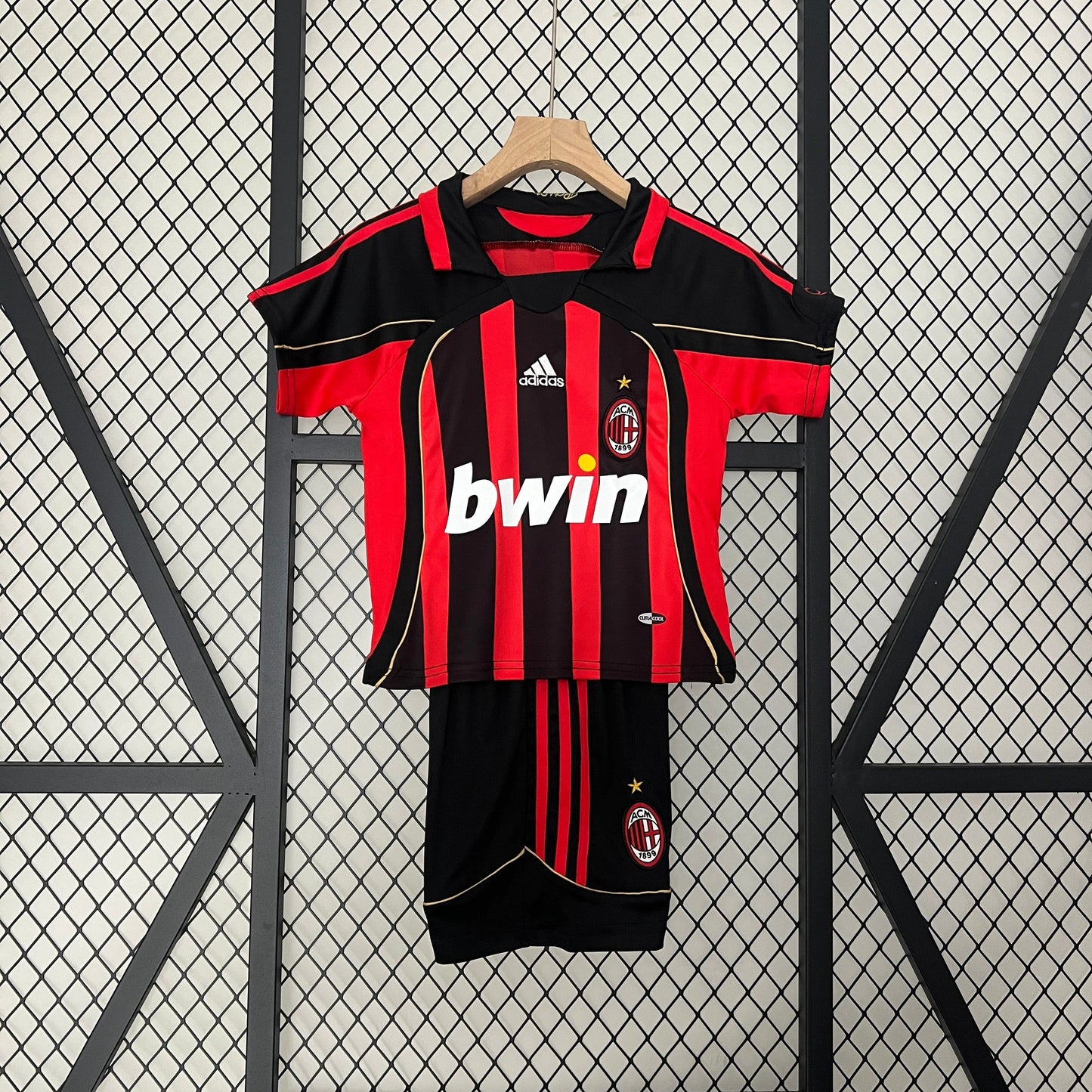 CAMISETA MILÁN I 06/07 KIT PARA NIÑOS (RETRO)