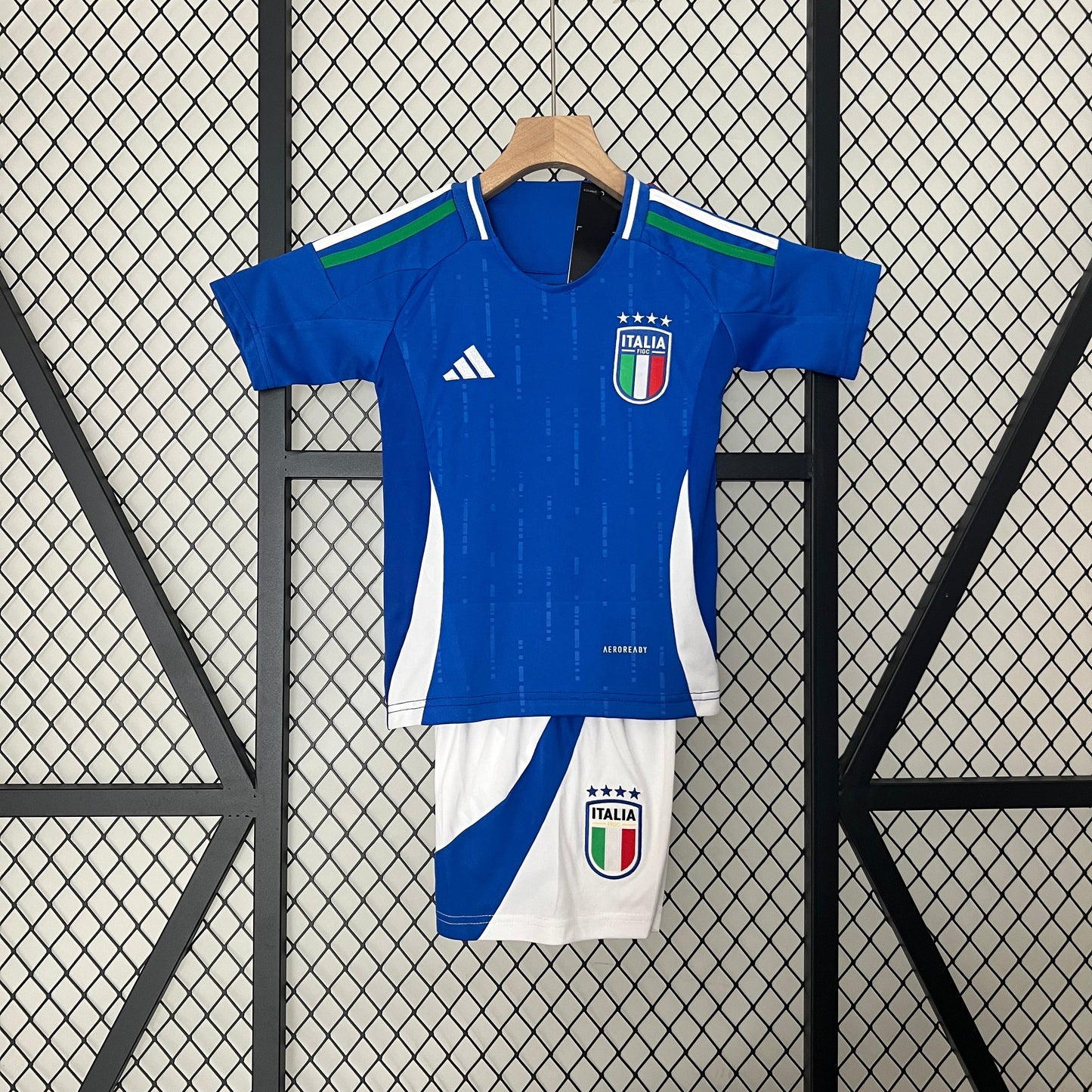 CAMISETA ITALIA I EURO 2024/2025/2026 KIT PARA NIÑOS